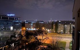 Art&Pleasure WAW z bezpłatnym parkingiem